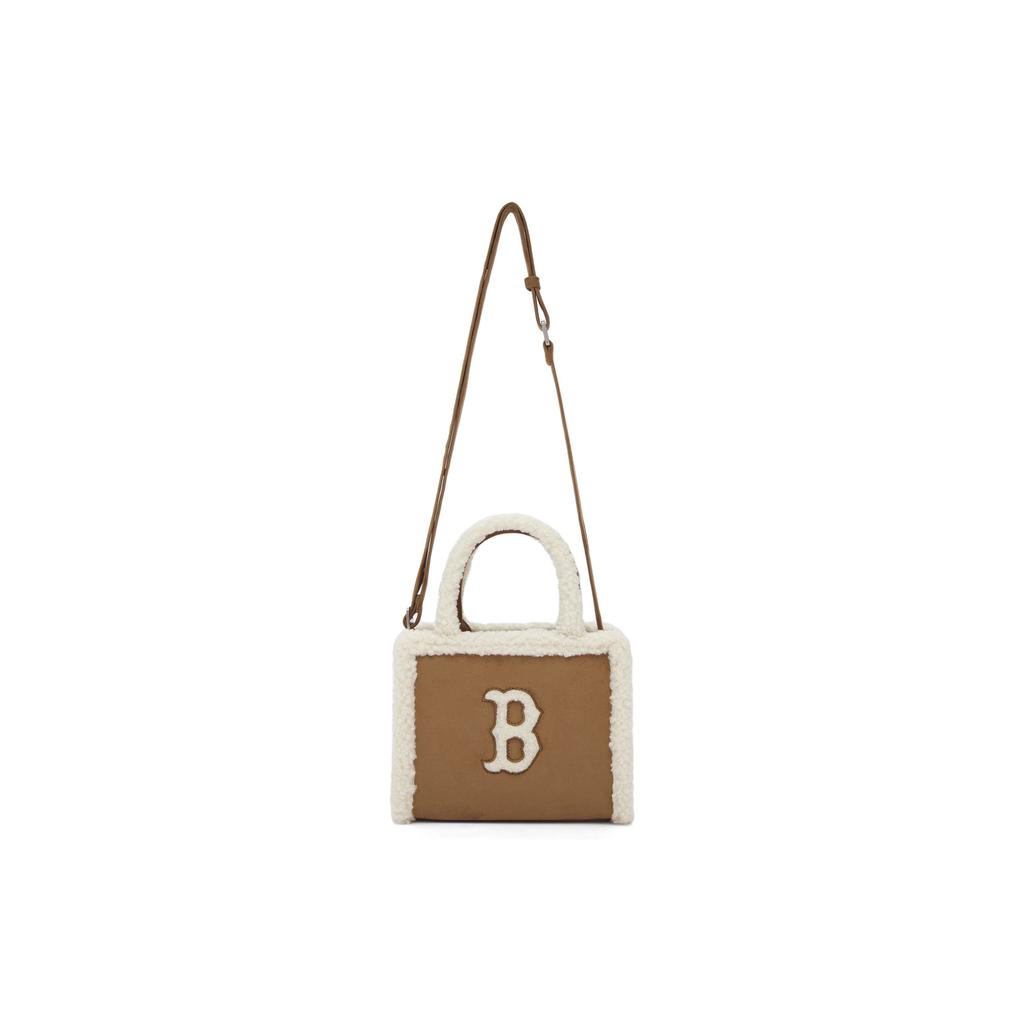 MLB 24FW Boston Red Sox Mode Lammfell Große Kapazität Quadratische Tasche Unisex Tragetasche Kamel 3AORS0746-43CAS