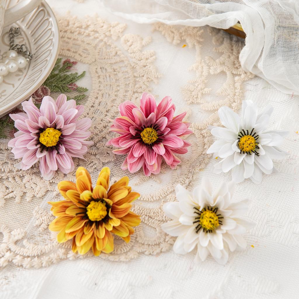 10/20PCS Small Daisy Artificial Flowers Home Room Table Decor Wreaths Wedding Bridal Accessories Clearance Headwear Brooch Gifts