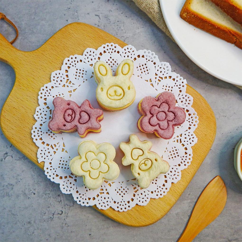 3pcs Cookies Sandwich Mold Decorating Tools Home Kitchen Food Makers Lovely Patterns DIY Bread Toast Molds Breakfast Maker Tool