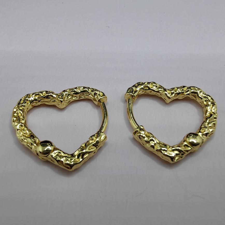 

Неравномерная текстура, серьги с пряжкой в ​​форме сердца, роскошные женские серьги в форме сердца золотой