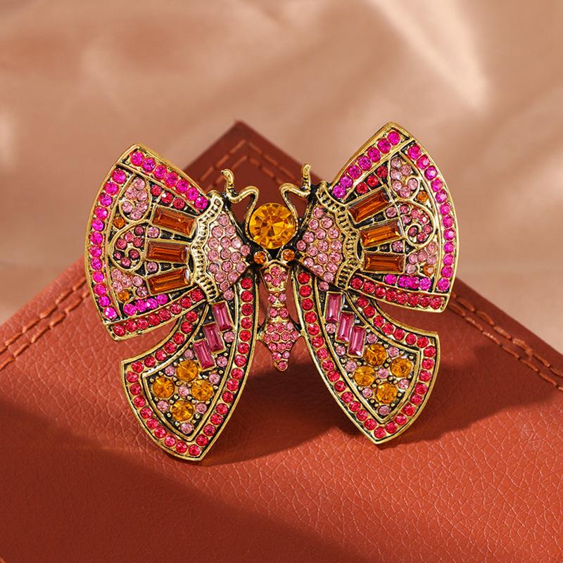 

Retro Heavy Industry Butterfly Women s High-end Accessories Brooch 5.8*6.7CM