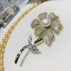 Dili Xue Luxury Zircon-Embellished Rose Brooch for Women