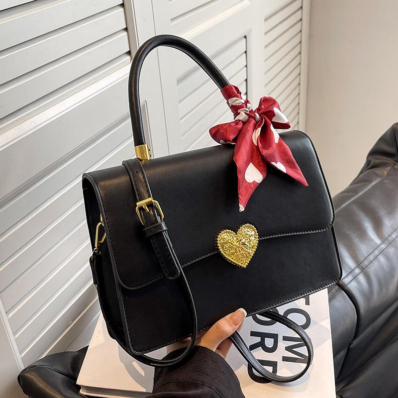 

Свадебная сумка женская 2024 новая модная сумка высокого класса красная сумка для мам обычно доступна свадебная и невеста сумка чёрный