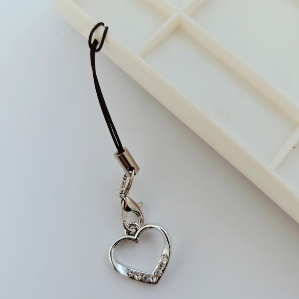 Hollow Heart-Shaped Phone Lanyard, Silver and Gold Two-Tone Hollow Heart, Easily Adds a Sweet Touch To Your Phone, Valentine's Day Gift