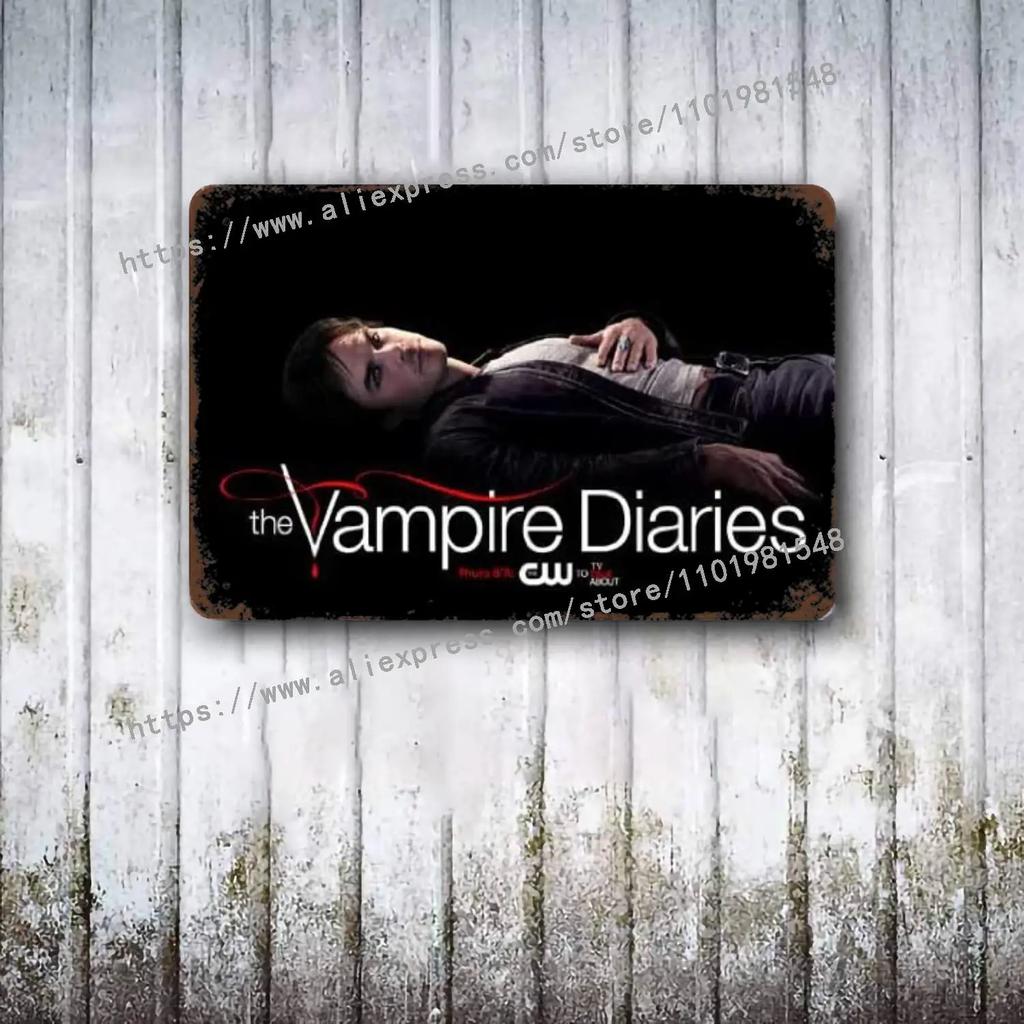 The Vampire Diaries Poster Decorativo in Metallo Segno di Latta Vintage Segno Metallico Placca Decorativa per Pub Bar Man Cave Club Decorazione Murale