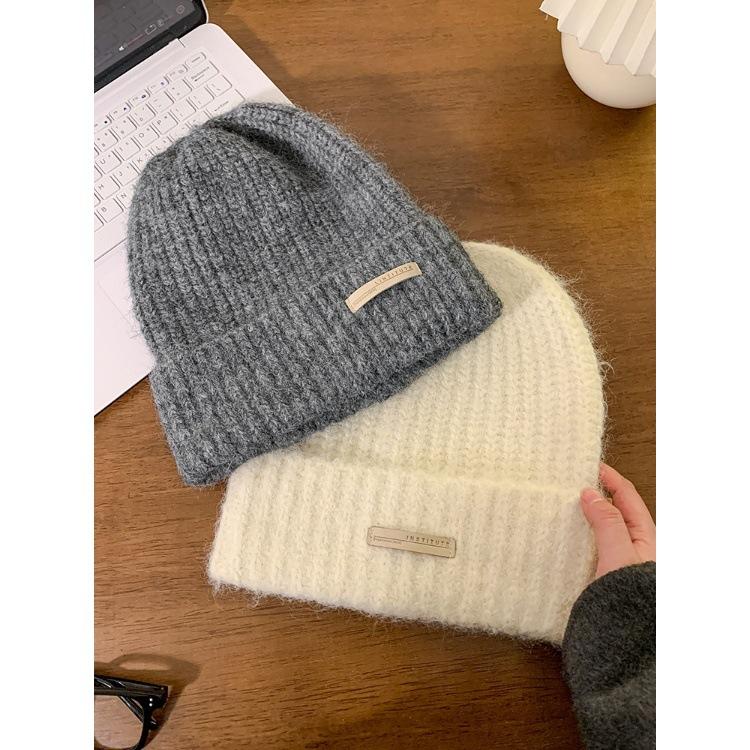Knitted Hat for Women In Autumn and Winter High End Fashion Wool Hat Big Head Circumference Showing Face Small Warm Piles of Hat Cold Hat