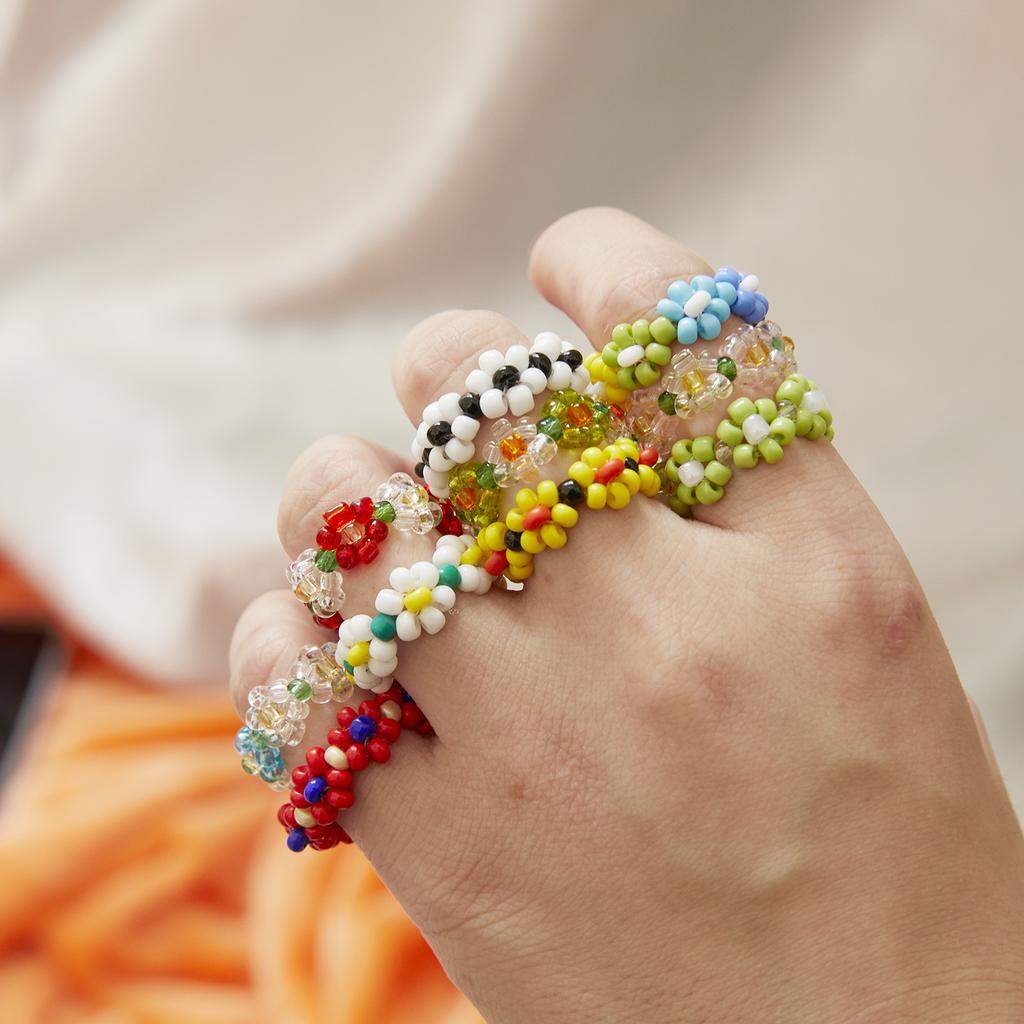 Cute Colorful Flower Finger Ring Rice Beads Elastic Chain Beaded Ring For Women Girls Charm Temperament Jewelry Gift Adjustable