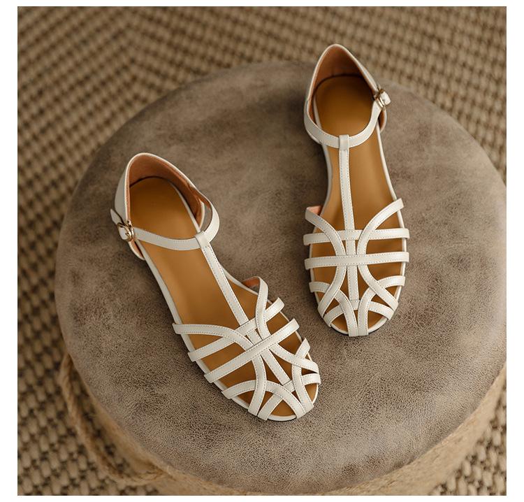 Retro Women's Baotou Buckle Strap Hollow Sandals for Spring and Summer