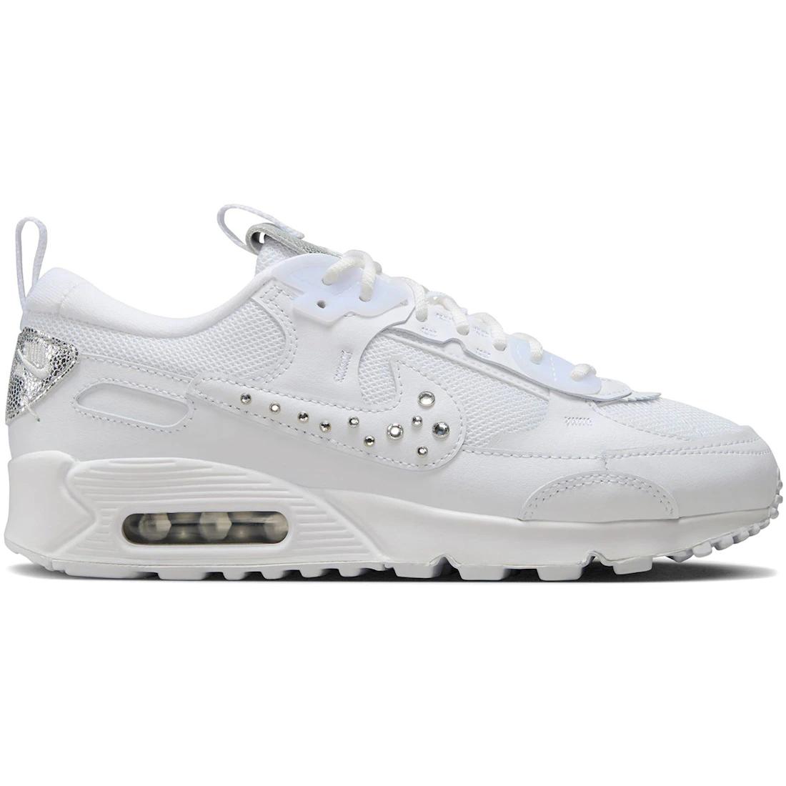 

Sneaker Nike Air Max 90 Futura Studded Swoosh (Women s)(FQ8888-100) 36