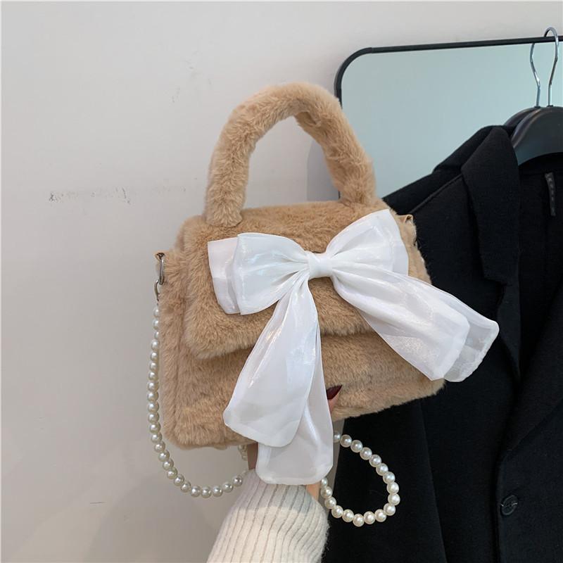 Charming Fluffy Crossbody Purse For Girls Sweet Plush Bag With Bow Street Style