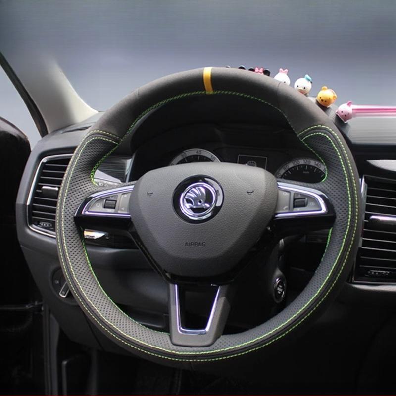 

Для Skoda Octavia 2017 Fabia 2016 2017 Rapid Spaceback 2016 Ручная прошивка Кожа Замша автомобильный Руль Покрытие 1