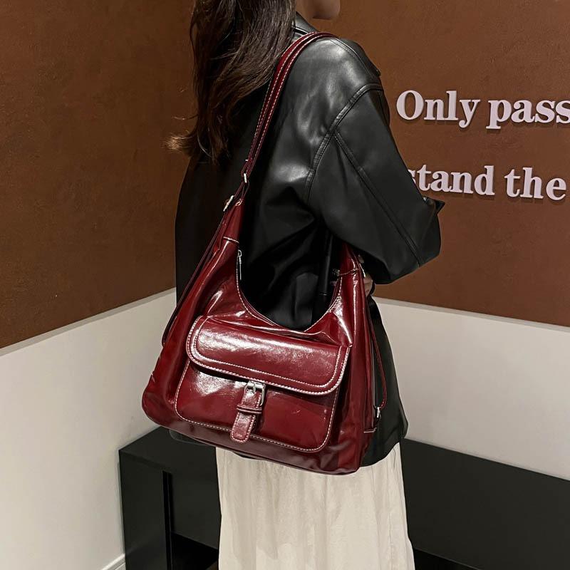 Casual commuter large capacity tote bag women's summer retro versatile high sense backpack