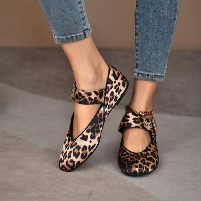 Fashion 2025 New Women Mouth Print Dress Ballerinas Flats Shoes Autumn Woman Leopard Retro Loafers Floral Leopard Mary Jane Shoes Female
