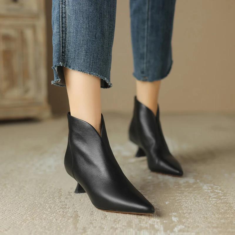 Autumn Winter Pointed Toe Women Ankle Boots Fashion Elegant Zippers Short Booties Vintage Ladies Square Heels Casual Shoes