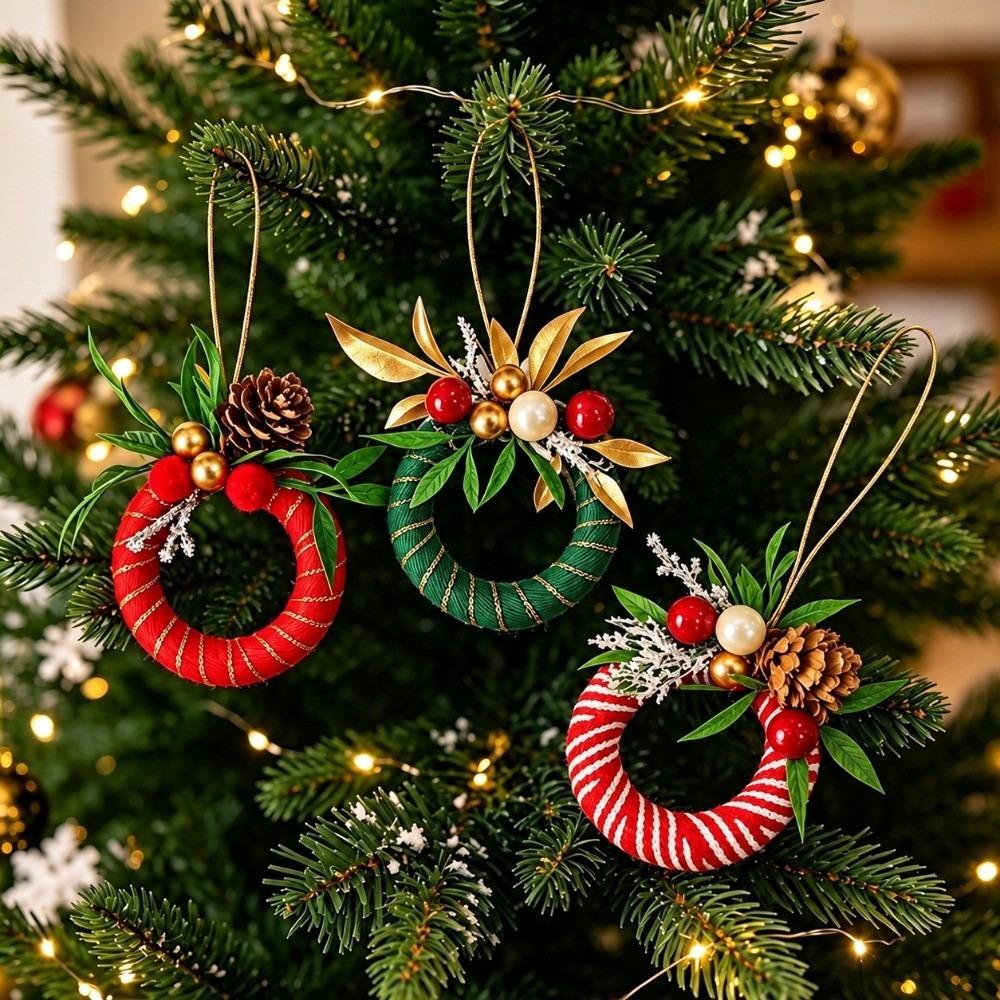 Plush Christmas Wreath Pendant with Bell Christmas Wreath Ornament Mini Christmas Wreath Party