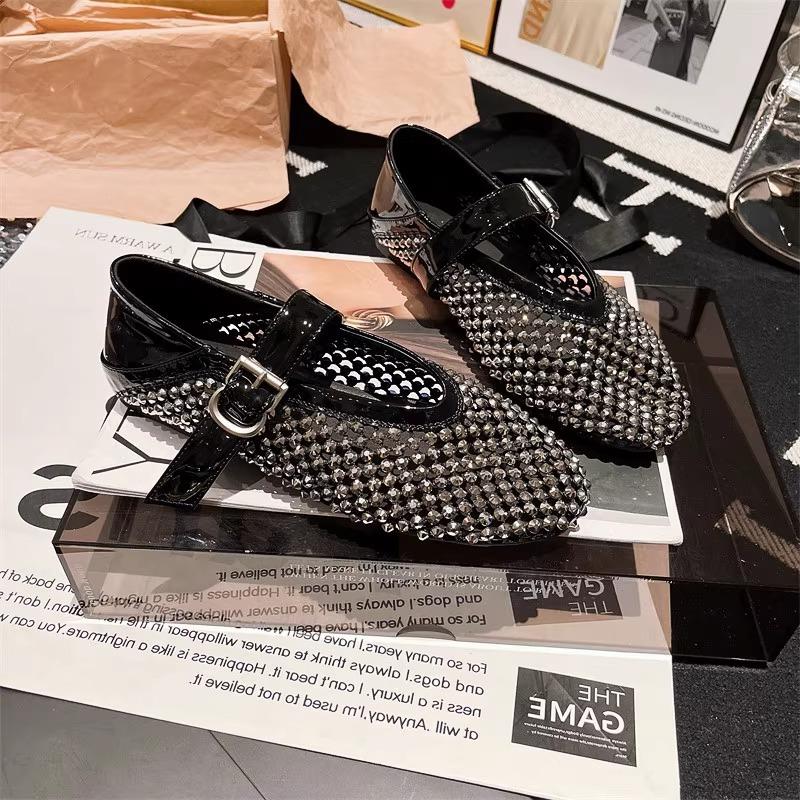 Fashion Trend Women Round Toe Sandals New Comfortable Rhinestone Shoes for Women Slip On Anti-slip Lightweight Sandals Zapatos De Mujer