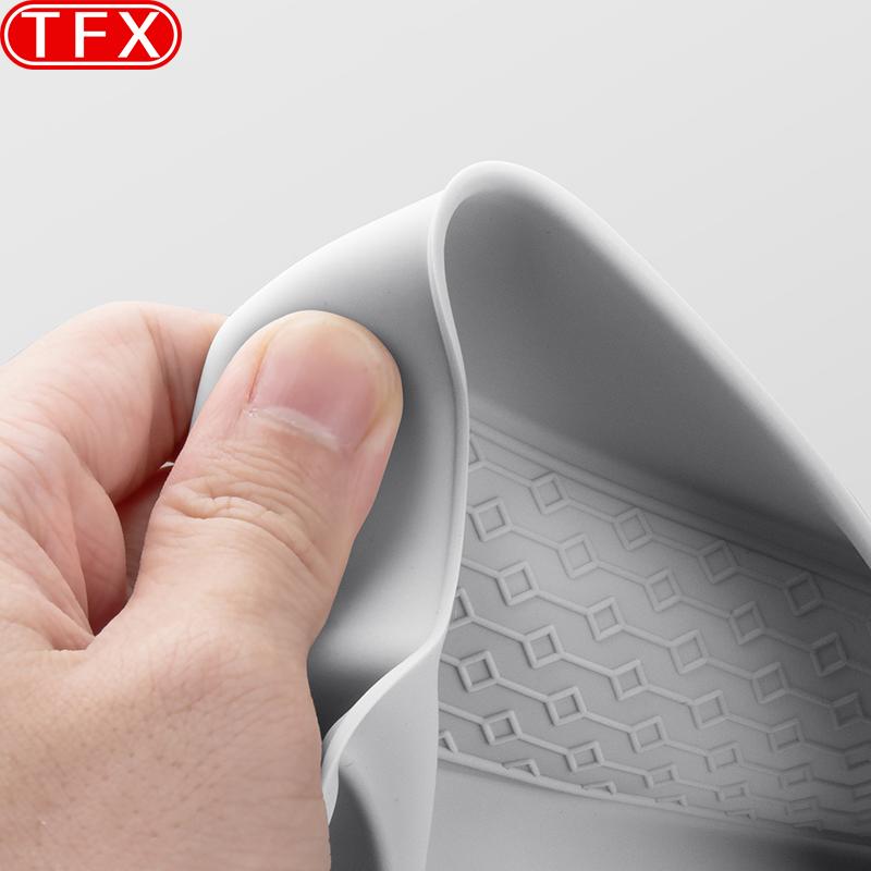 For BYD Leopard Titanium 7 2025 2026 Car Styling Central Control Silicone Water Cup Holder Pad Wireless Charging Pad Accessories