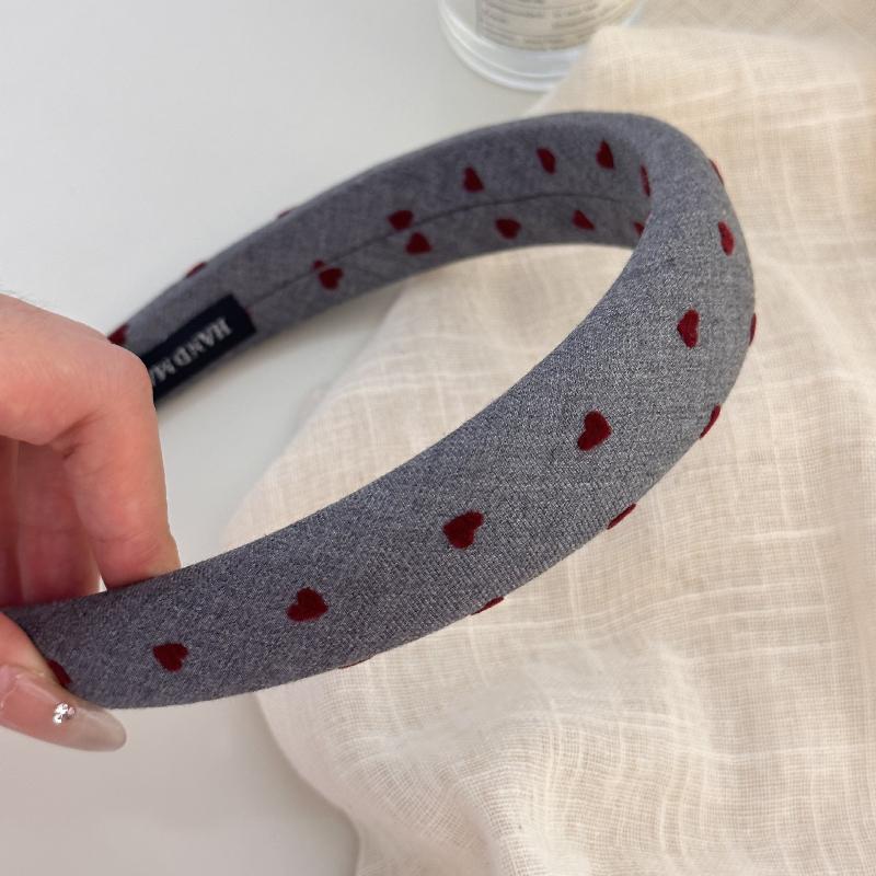 New Love Headbands For Woman Girl Sweet Elegant Hair Hoop Heart Shape Sponge Thickened Hair Band Female Fashion Hair Accessories