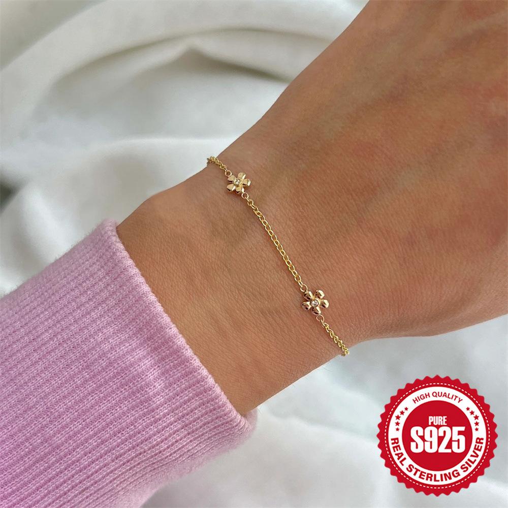 Japanese And Korean Style S925 Sterling Silver Small Daisy Sweet Flower Small Fresh And Cute Fashion Bracelet