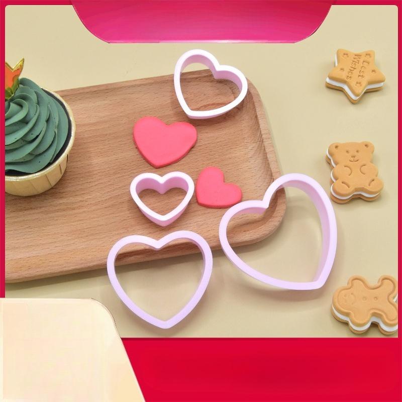 4Pcs/set New Love Cookie Simulation Biscuit Cutting Mold Heart Shape Plastic Baking Tool Fondant Cake Clay Mold