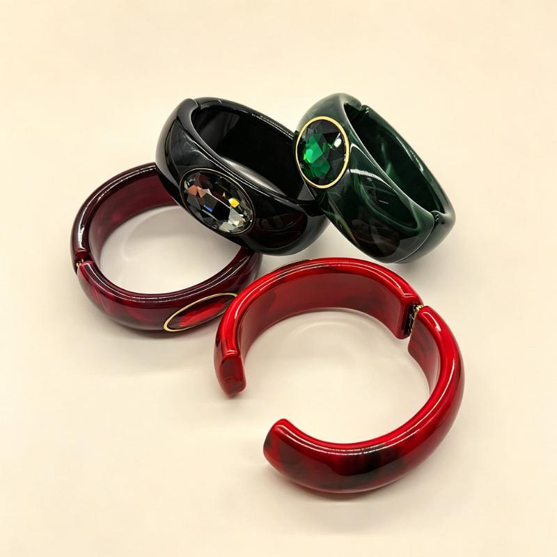 Y2K Vintage Resin Bangle For Women Inlaid Rhinestone Wide Cuff Bracelet Retro Open Bangle Statement Jewelry For Party Daily Wear