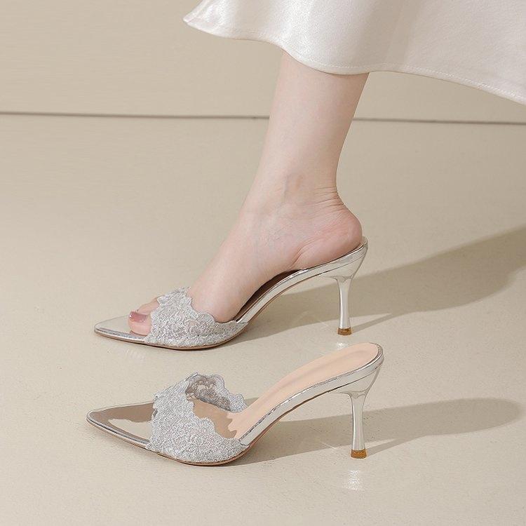 

2025 Французское шампанское кружево туфли-шлепанцы на высоком каблуке женские универсальные шпильки знаменитость ниша острый носок сандалии на одно слово лето 42