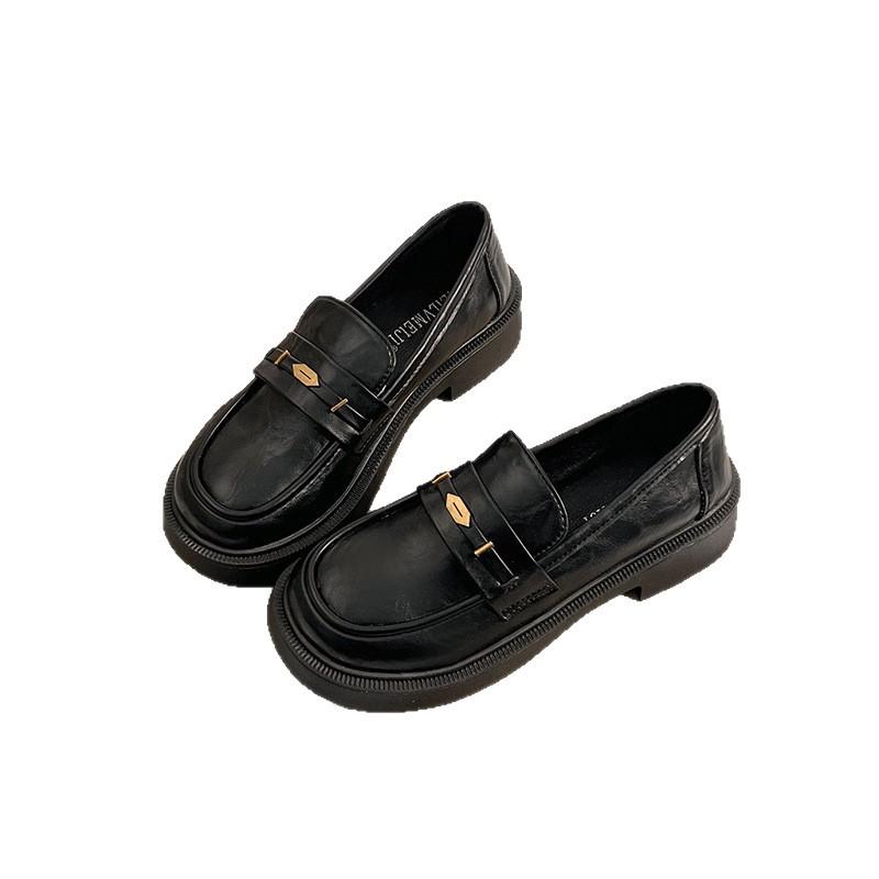 Britischer Stil Retro braune Plateau kleine Lederschuhe Damen 2025 neu Frühling und Herbst vielseitige Ein-Pedal französische Loafer