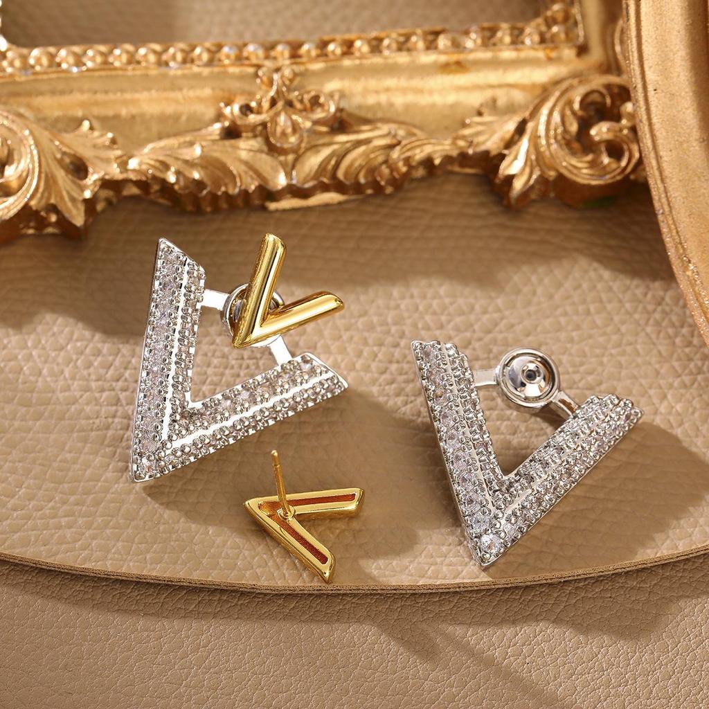 V-Shaped Luxury Earrings: Elegant, Two-Way Design, Fashionable Studs with Unique Versatile Style.