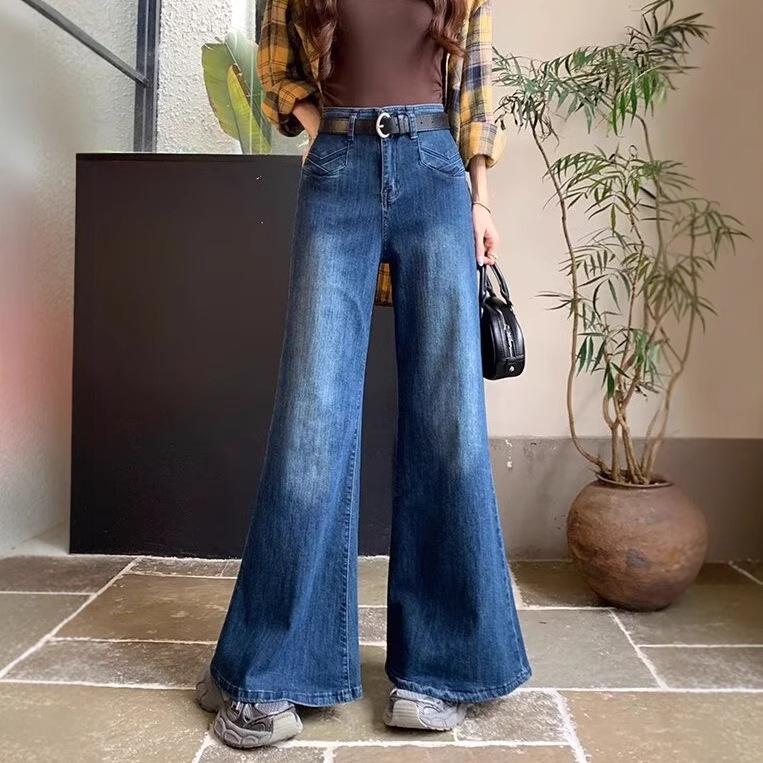 High-Waisted Micro-Flared Plus-Size Jeans for Women - Slimming, Wide-Leg Spring/Autumn Design