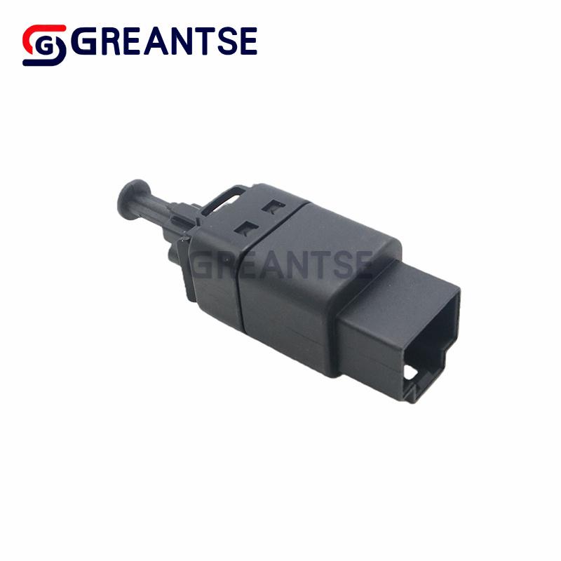 95368628 Выключатель стоп-сигнала для Chevrolet Aveo Optra Lacetti Daewoo Kalos Седан Evanda 96874570 96552789 96440925 96436331