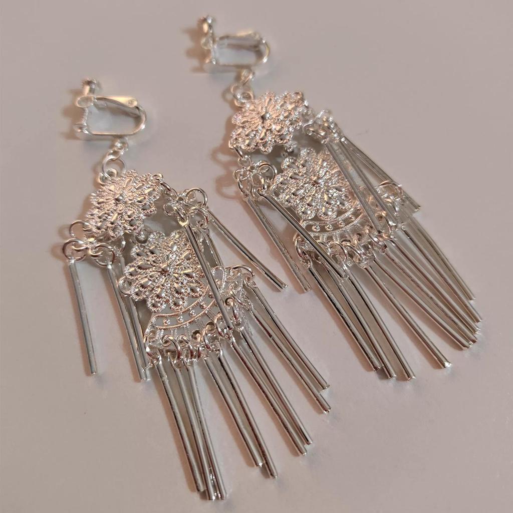 Yunnan Ethnic Style Handmade Tassel Earrings for Women