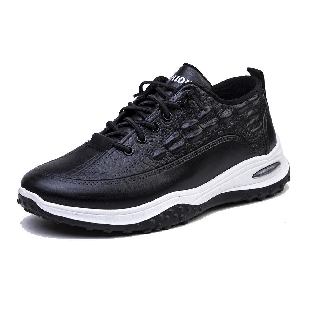 The new men's sneakers are comfortable and versatile, with casual shoes and low-top fashion business leather shoes, and men's cotton shoes