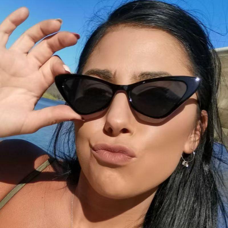 Vintage Small Frame Sunglasses Women Men Cat Eye Square Rectangle UV400 Eyewear Unisex Fashion Sun Glasses