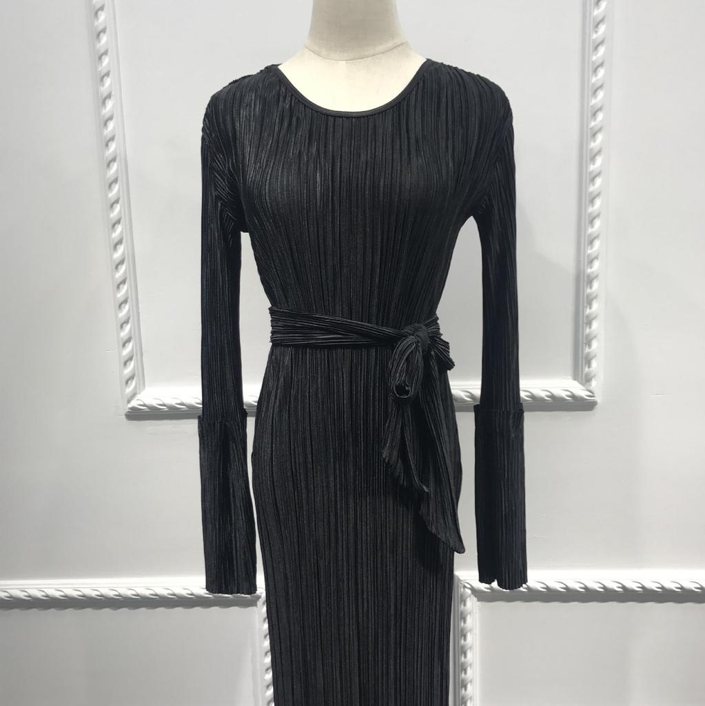 LR99 Slimming Pleated Robe Dress