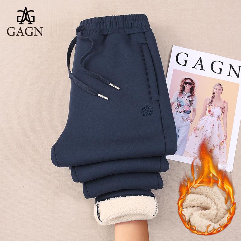 GAGN Women's Plus Size High Waist Winter Fleece Sweatpants with Zipper Pockets.