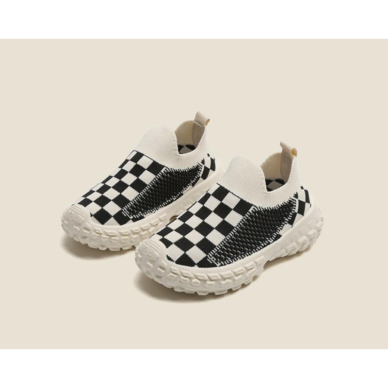 Kids Breathable Flyknit Soft Soled Casual Sports Sneakers For Boys And Girls