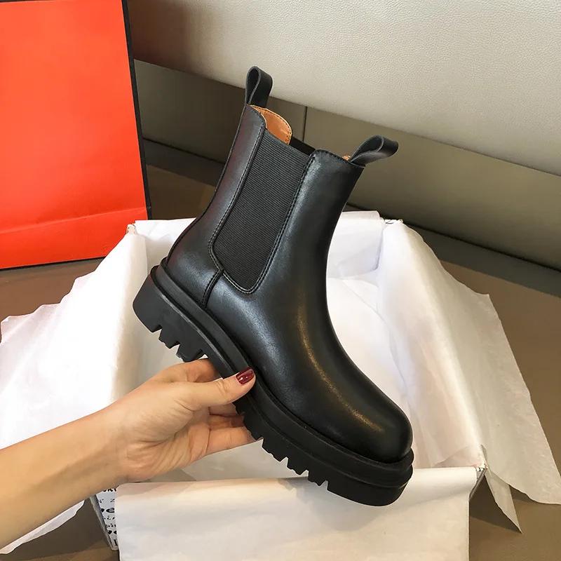 Klassiker Chelsea Boots Dam Svarta Ankel Boots Höst Vinter Skor Äkta Läder Plattform Korta Boots Slip on Elastiskt band