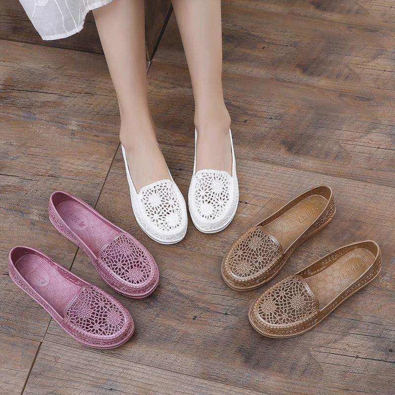 Women's Sandals for Summer Outdoor Wear Fashionable Toe Cap Sandals with Hollow Out Breathable and Anti Slip Features