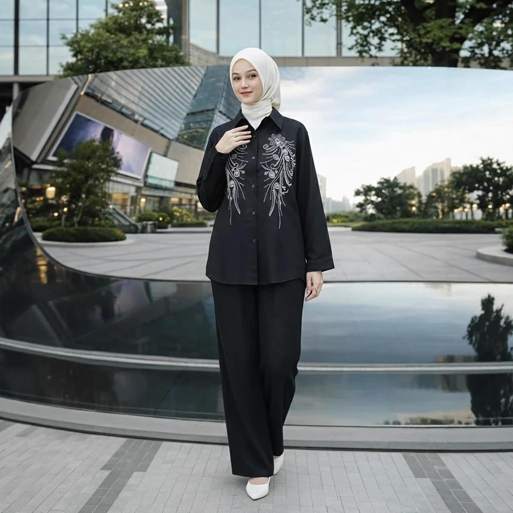 Spring 2026 Southeast Asia Muslim Women's Rhinestone Fashion Set in Malaysia