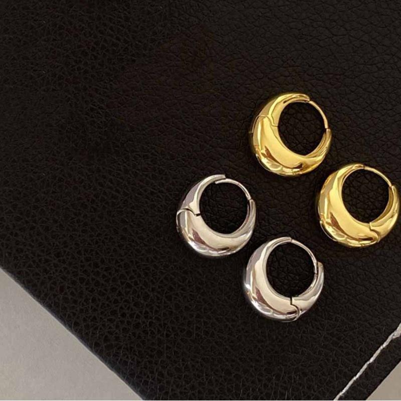 French Retro Round Hoop Earrings for Women - INS Style Celebrity-Inspired Studs