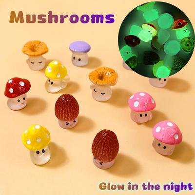 30-54 PIÈCES Champignons Miniatures Brillent la Nuit Décoration Jardin Féerique 6 Types Figurines Champignons Résine Décoration Maison Accessoires de Table