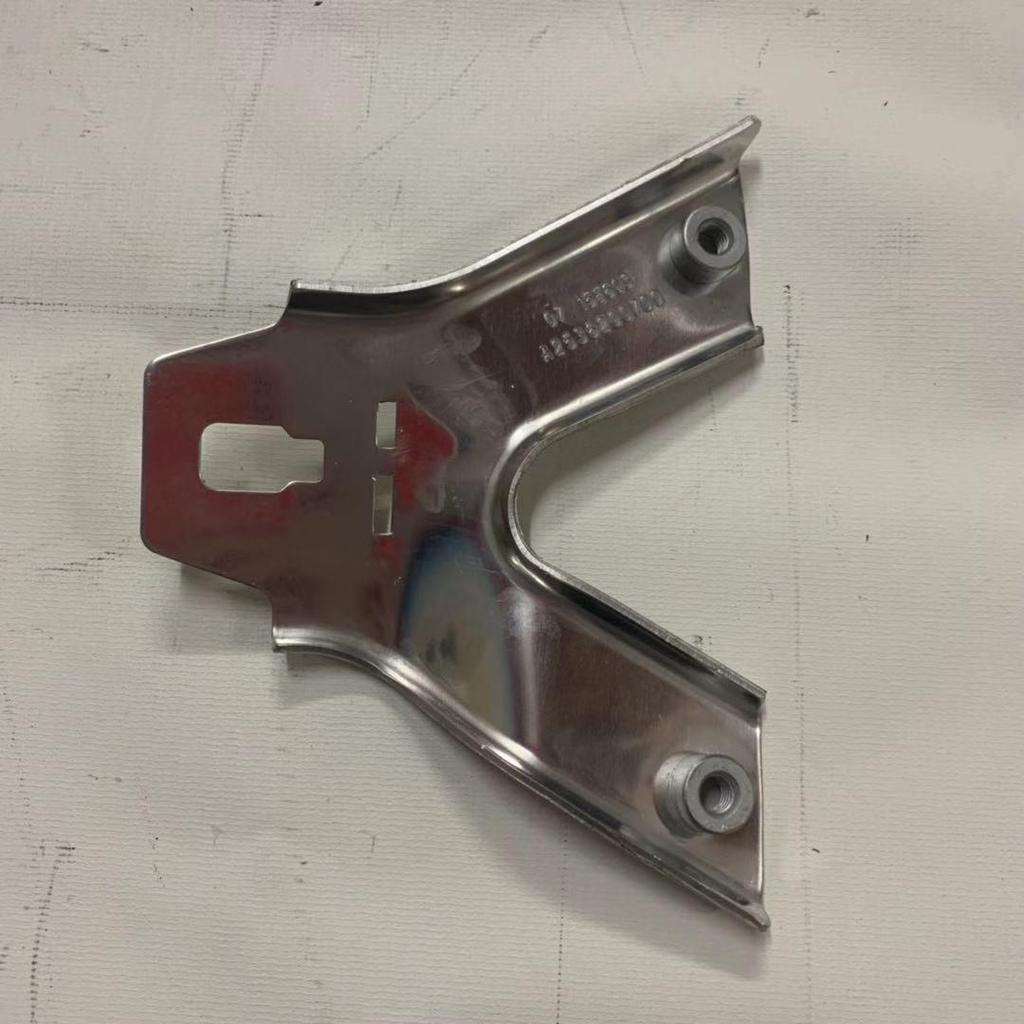 Front Bumper Lower Right Crossmember Bracket for Mercedes-Benz E300 2536200700