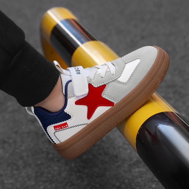 Boys' Star Board Shoes Girls' Leather Board Shoes 2025 Autumn New Children's Sports Shoes Low-top Moral Training Shoes Casual Shoes