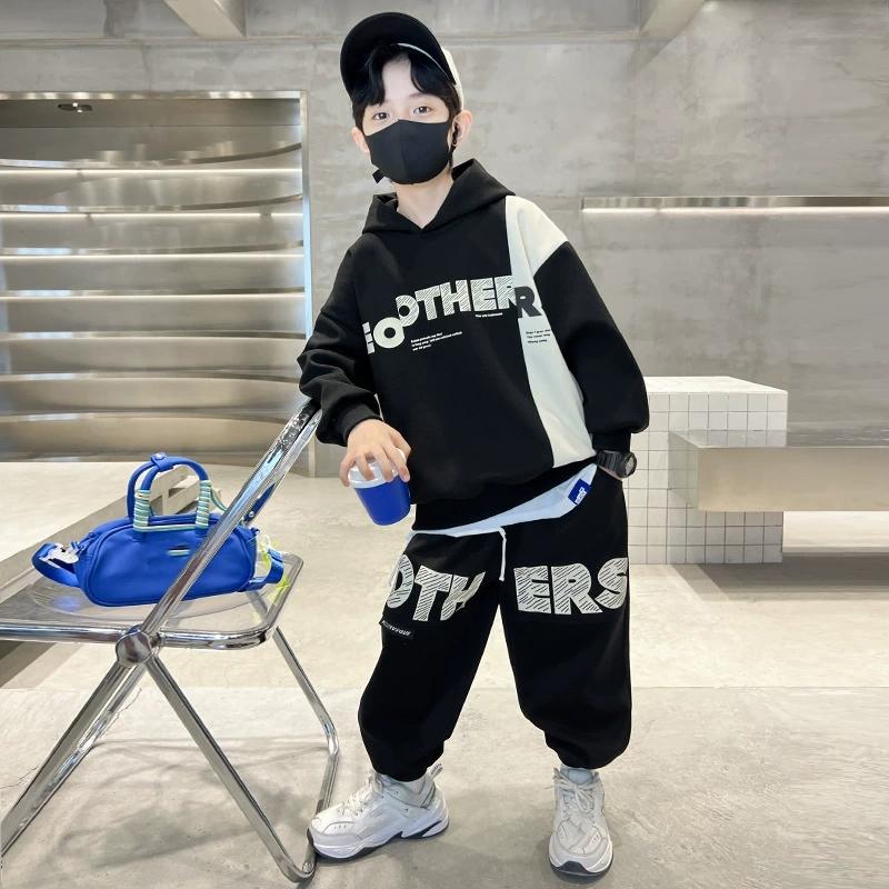 Boys' Suits Spring and Autumn Clothes Western Style Boys Handsome Big Children's Sweaters Children's Two-piece Sportswear