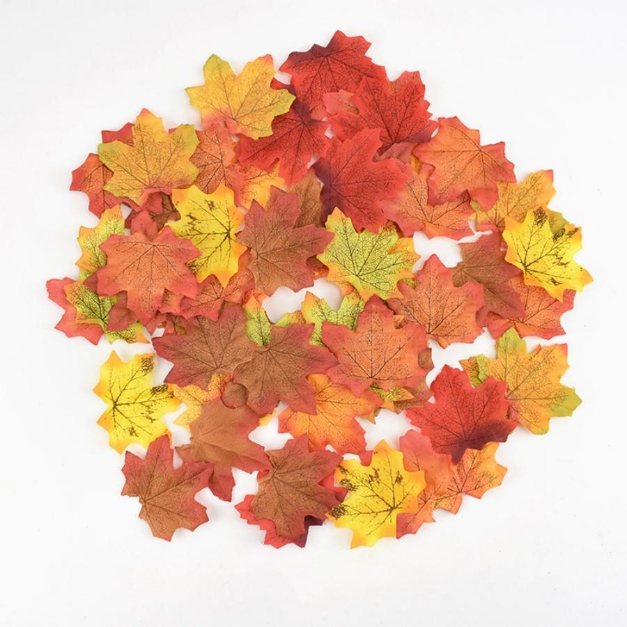 100Pcs Simulated Maple Leaf Autumn Courtyard Halloween Wedding Table Decoration Photography Props Homemade Flower Wreath