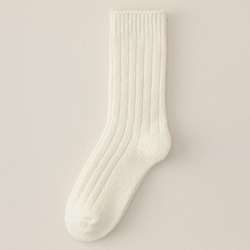 Japanese Style Women's Mid-Calf Wool Cashmere Socks, Warm Autumn/Winter, Velvet, Thick, Versatile, Solid Color, Retro, Loosely Knitted.