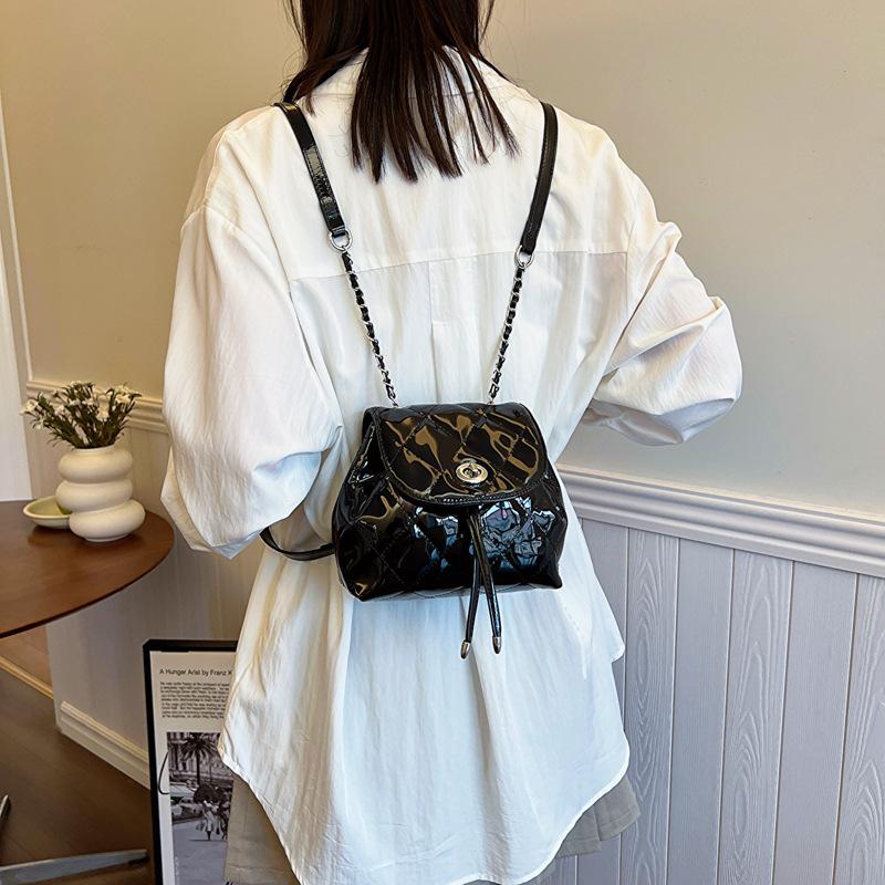 Fashion Glossy Rhombus Backpack Women's Versatile Chain Small Backpack