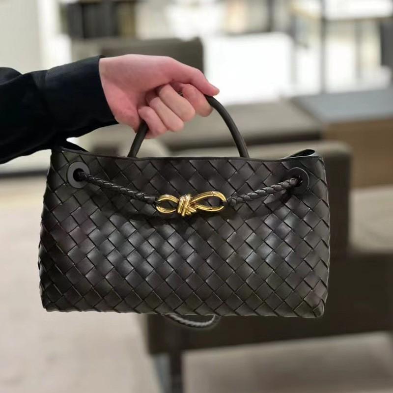 Niche Design New Style Metal Rope Buckle Genuine Leather Woven Tote Bag One-shoulder Portable Large-capacity Retro Women's