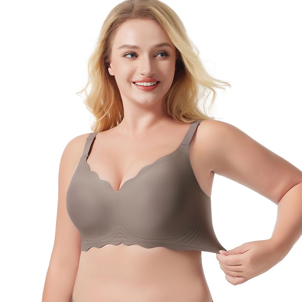 Fashionable Women's Lingerie: Wave-Patterned Seamless Push-Up Bra In Plus Size for Women - Flattering Silhouette and Slimming Effect
