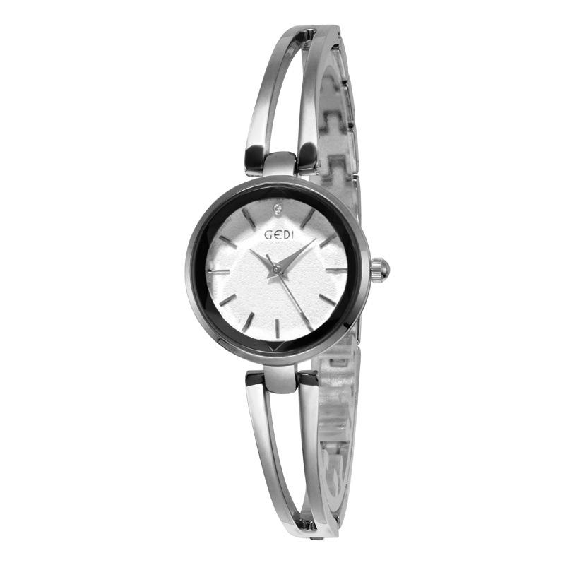 Small Plate Exquisite Alloy Watch, Women'S Medieval Simple Temperament, Small Belt, High-End Quartz Watch